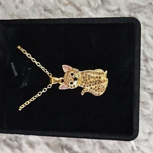 Gold cat necklace with box